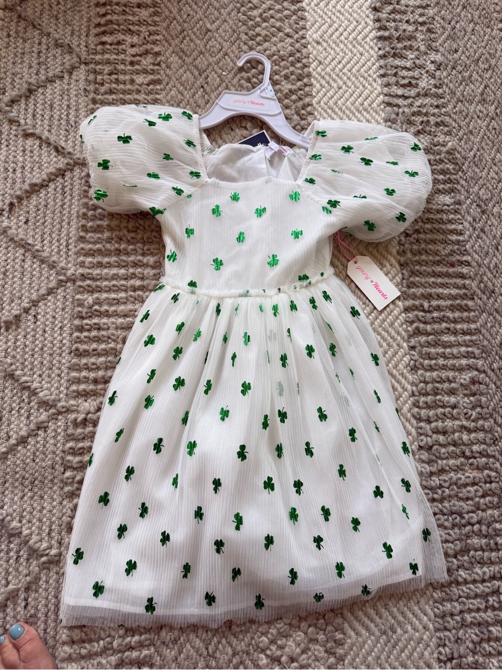 White Girls' Dress with Green Shamrock Accents tulle size 8 nwt